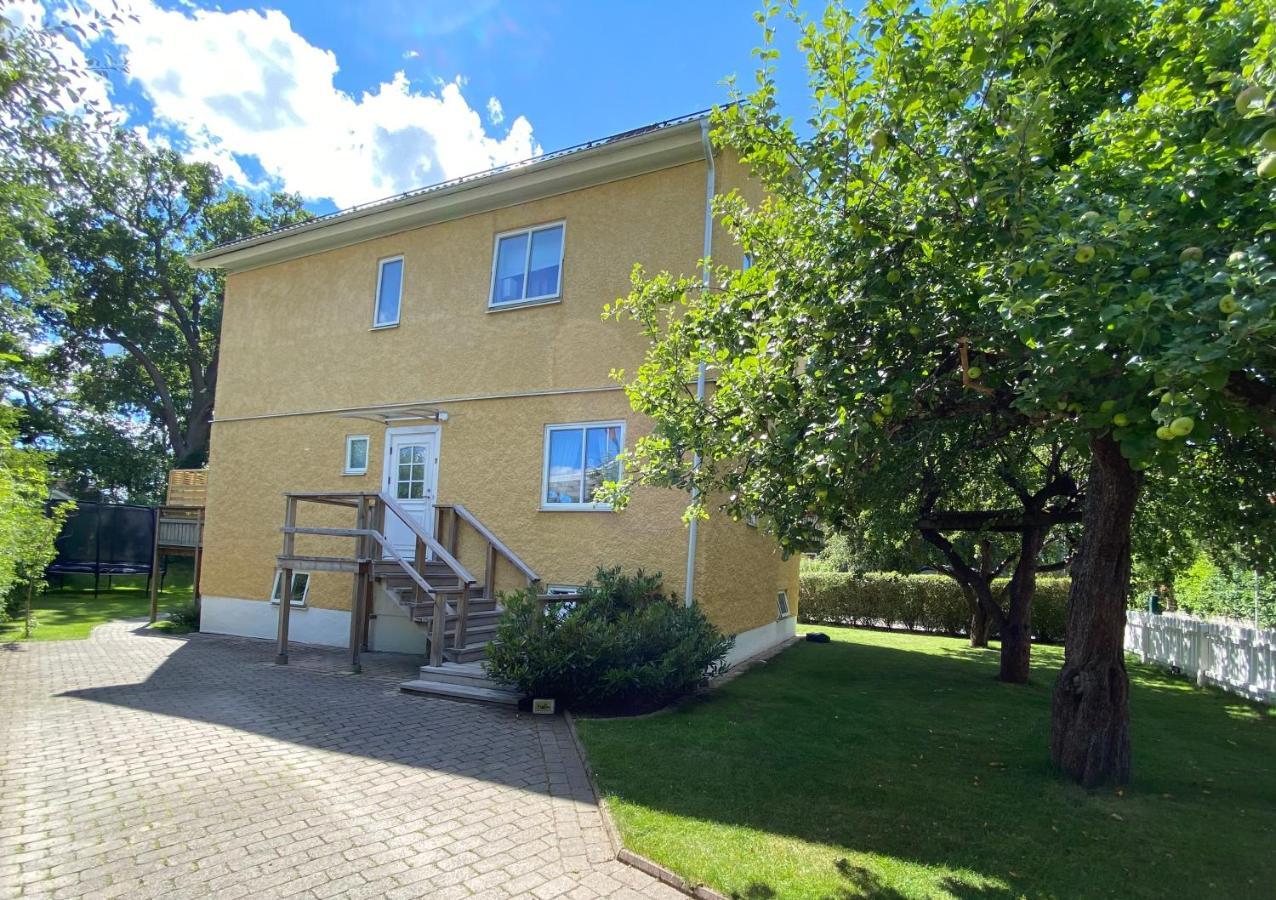Lower Floor Of 50 Sqm In Nice Villa With Parking Estocolmo Exterior foto
